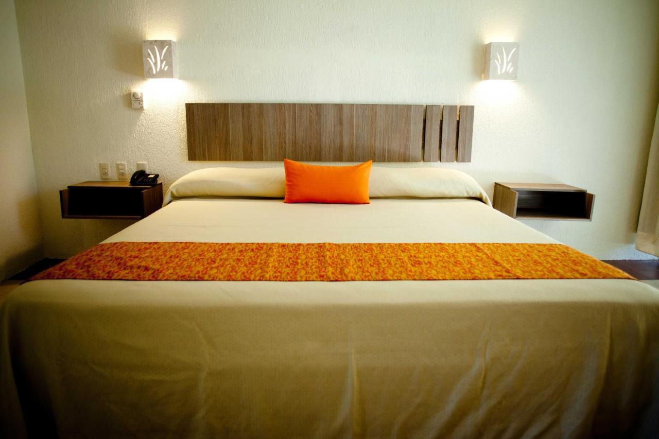 Hotel Plaza Palenque Kültér fotó