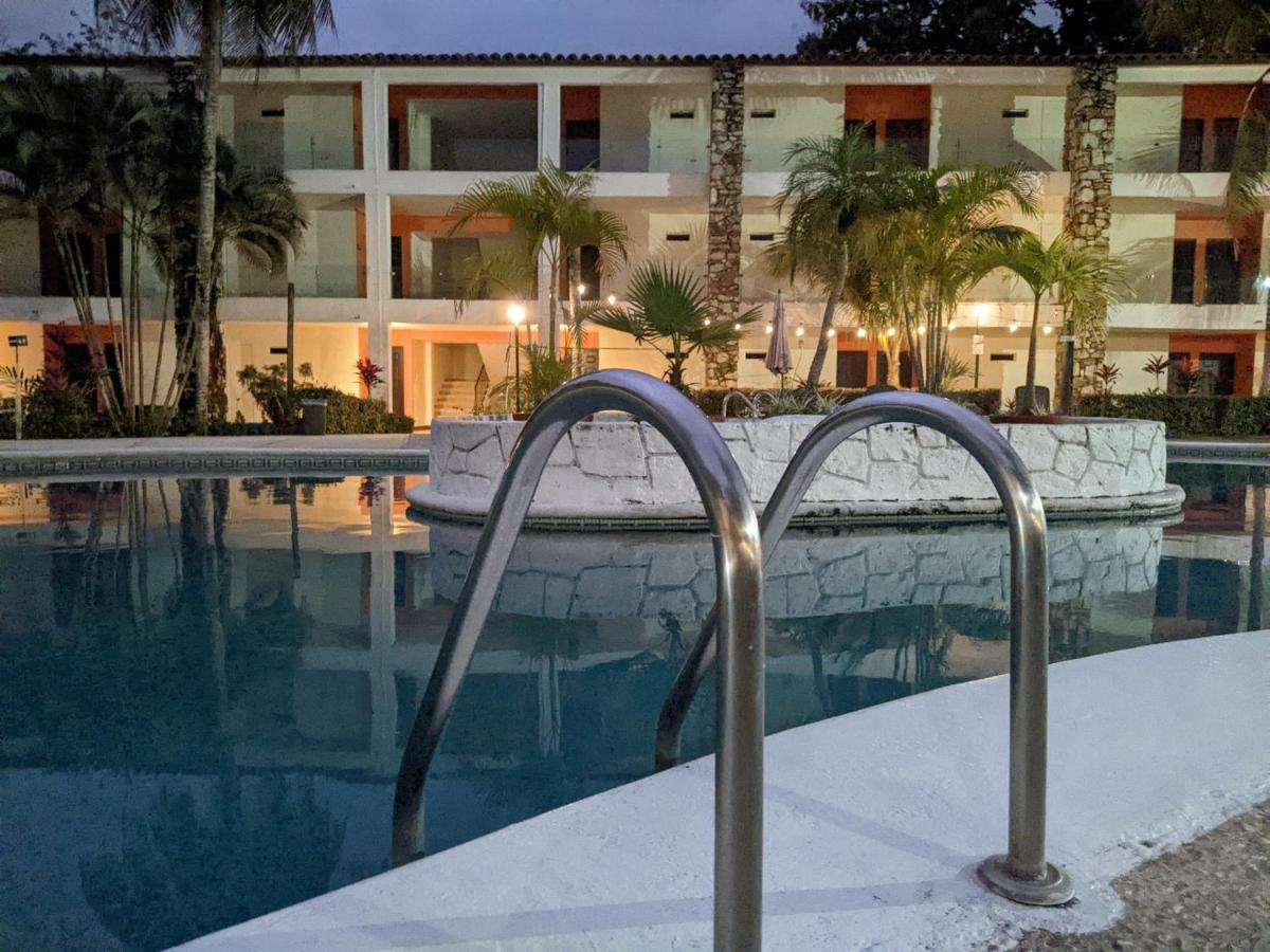 Hotel Plaza Palenque Kültér fotó